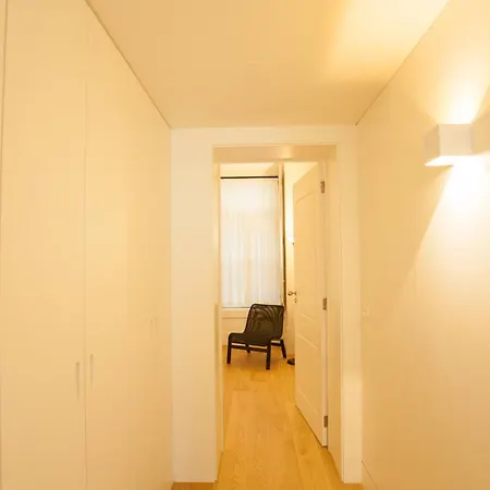 Flh Downtown Minimalist Апартаменты *